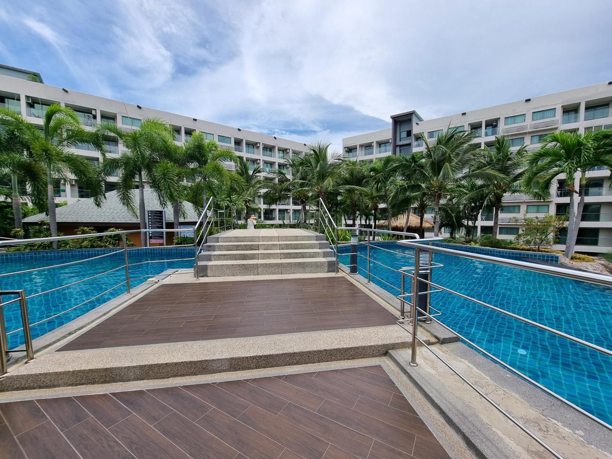 Laguna Beach Condo Resort 3 Maldives Pattaya Pool View ลากูน่า บีช คอนโด รีสอร์ต 3 พัทยา Jomtien Beach Exterior photo